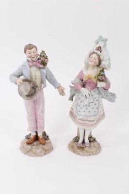 Lot 206 - A pair of Continental porcelain figures