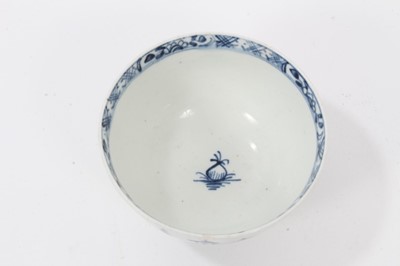 Lot 116 - Lowestoft blue and white tea bowl and saucer, circa 1780
