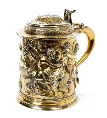 Lot 350 - Late 17th/early 18th century Colchester silver gilt lidded tankard, marked with makers mark only