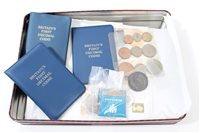 Lot 128 - G.B. mixed coinage - to include silver Crown -...