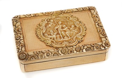 Lot 1 - Fine Georgian silver gilt presentation table snuff box of retangular form with romantic cartouche to lid decorated with huntsman and female admirer with hound and putti, engine turned ground with f...
