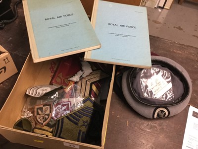 Lot 316 - Box of military berets and cloth badges.
