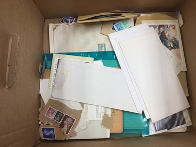 Lot 296 - Stamps- collection of stamps loose and in albums, including some mint stamps (1 box)