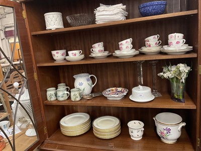 Lot 106 - Mixed Group of decorative ceramics and glass to include Harrods teaset