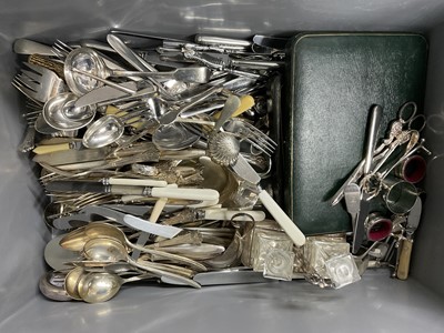 Lot 108 - Quantity of silver plated cutlery and other plate