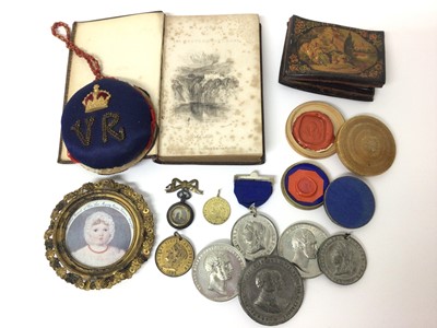 Lot 93 - H.M.Queen Victoria Royal commemorative pincushion with crowned VR cipher to top, print of portrait of the young Queen in gilt metal frame and other decorative items including Royal commemorative m...