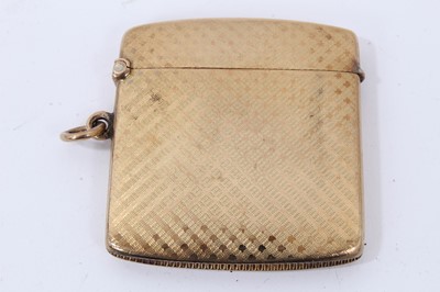 Lot 170 - 9ct gold vesta case with engine turned decoration