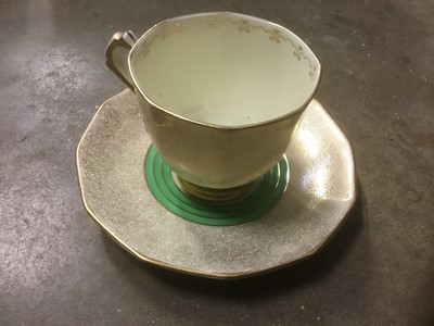 Lot 225 - Tuscan China tea set