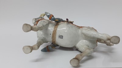 Lot 1 - Beswick Knight in Armour (The Earl of Warwick), model no. 1145, designed by Arthur Gredington, 27.8cm in height
