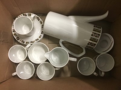 Lot 232 - Large group of collectors plates to include Hornsea