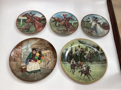 Lot 1342 - Collection of Doulton figures and others and collectors plates (14)