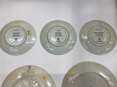 Lot 1342 - Collection of Doulton figures and others and collectors plates (14)