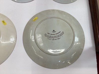 Lot 1342 - Collection of Doulton figures and others and collectors plates (14)