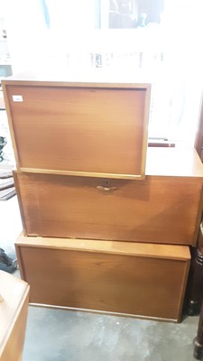 Lot 1089 - Collection of Ladderax furniture