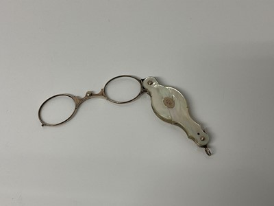 Lot 95 - Pair of good quality Victorian mother of pearl and yellow metal lorgnettes with engraved monogram'CEM' and address '51. Upper Harley St.'