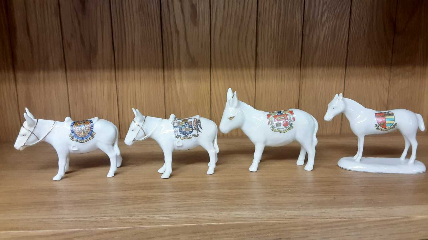Lot 165 - Selection of Crested China Horses and Ponies, various manufacturers ito include Willow Art, Savoy and Carlton