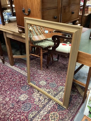 Lot 891 - Gilt framed bevelled wall mirror 101 x 71 cm