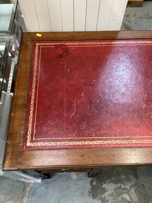 Lot 925 - Edwardian Edwards and Roberts desk with leather lined top, seven drawers on pillar supports  122 cm wide