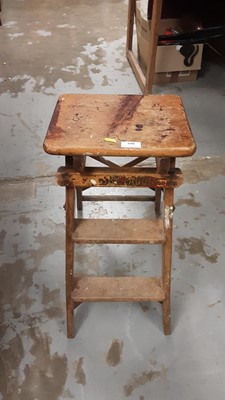 Lot 989 - Vintage step ladder