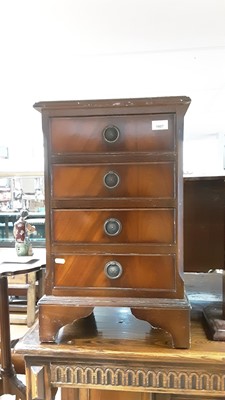 Lot 1007 - Georgian-style mahogany narrow chest of four drawers on bracket feet
