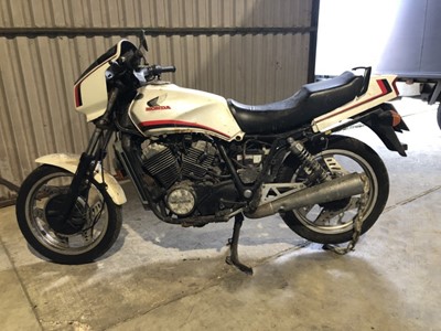 Lot 2071 - 1984 Honda VT500E 500cc motorcycle, finished in white, 42,944 miles indicated, in barn find condition, for recomissioning. 
N.B. No keys, V5 or documents present