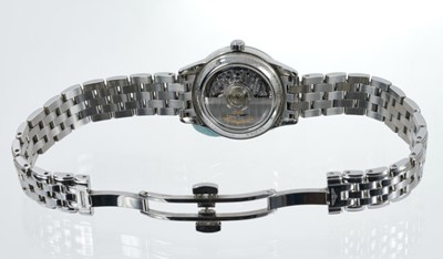 Lot 567 - Ladies Longines wristwatch in box with papers