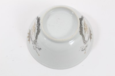 Lot 48 - 18th century Chinese export en grisaille bowl