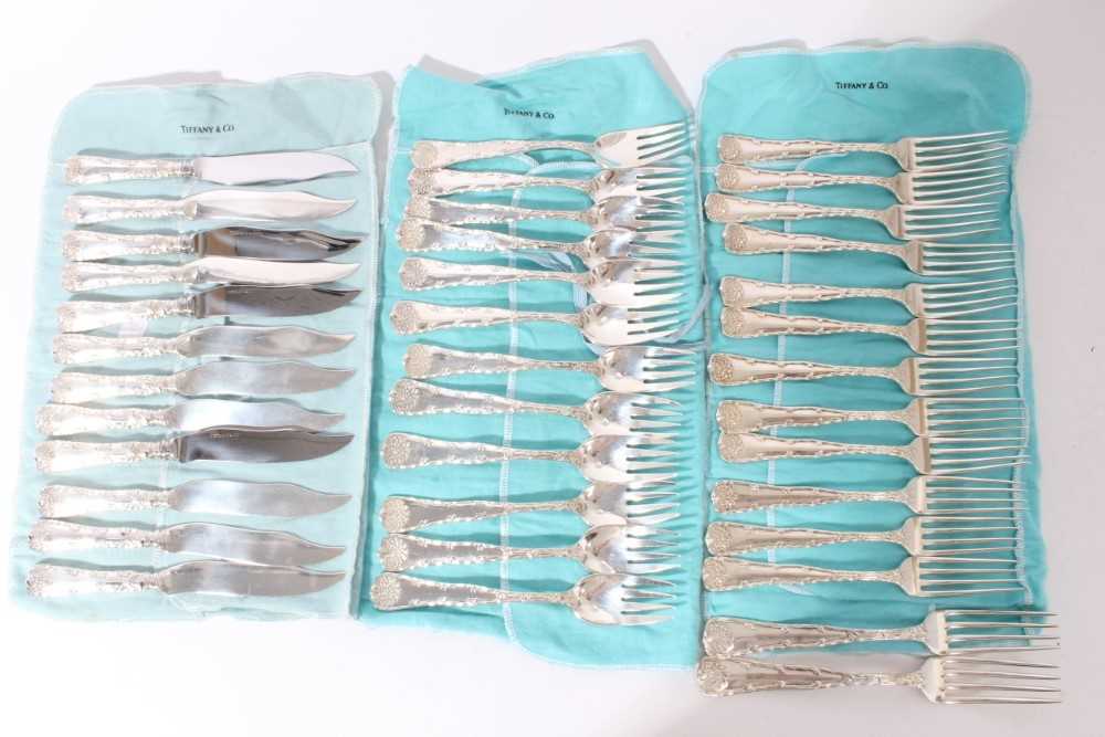 Lot 246 - Selection 20th century Tiffany silver Wave Edge pattern cutlery