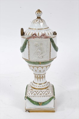 Lot 128 - A Hochst urn shaped vase, circa 1780