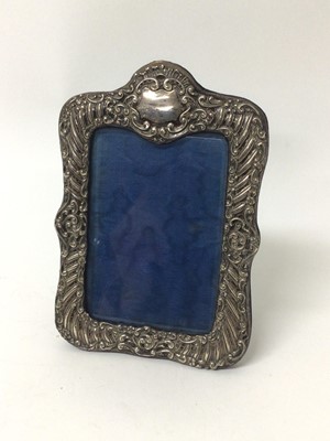 Lot 90 - Silver photo frame