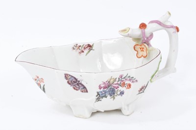 Lot 279 - 18th century Chelsea Derby porcelain sauce boat