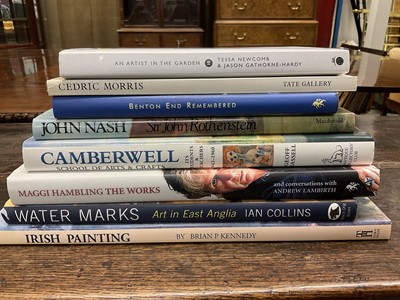 Lot 61 - Maggi Hambling signed book, other art related including John Nash, Benton End and others (8)