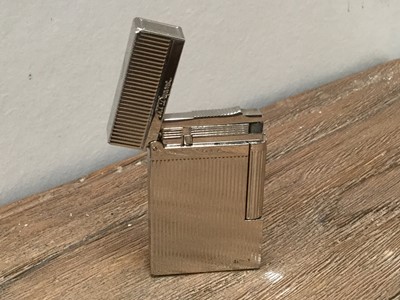 Lot 335 - DuPont lighter