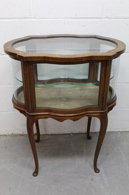 Lot 1301 - Late 19th / early 20th century mahogany and marquetry inlaid bijouterie cabinet