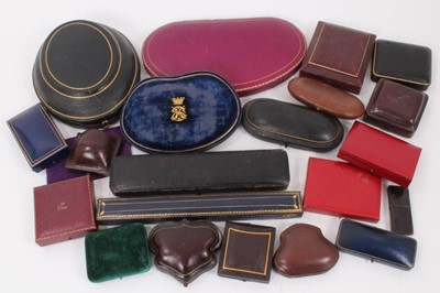 Lot 629 - Three large antique velvet lined leather necklace boxes and sundry boxes (20)