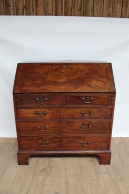 Lot 1322 - Good George III mahogany bureau