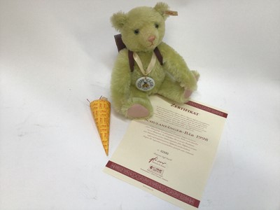 Lot 1836 - Steiff Bear 1999 Club Edition 1999 replica 1912 420160, 1999 Polar bear on Wheels 420177, 1998 Club Edition School Starter 420139 plus Balloon Bear ( paper balloon deteriorating) 670619, all boxed...