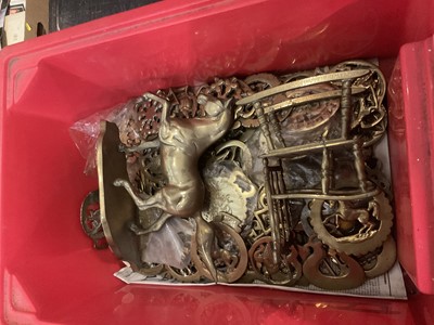 Lot 180 - Horse brasses and other brass ware