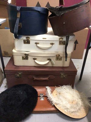 Lot 289 - Three vintage suitcases, Pakawa briefcase and two vintage hat boxes each containing a hat