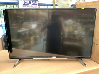 Lot 7 - 43" Hitachi Smart TV Model Number 43HK6T74U with Remote Control