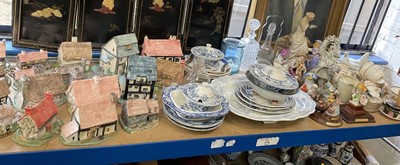 Lot 231 - Large quantity of decorative ceramics