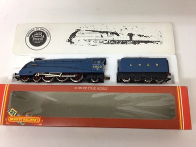 Lot 1859 - Radway Hornby 00 gauge Class A4 locomotive Seagull R372, Silver Fox R099, LNER 4-6-2 locomotive, Mallard R327 all boxed (3)