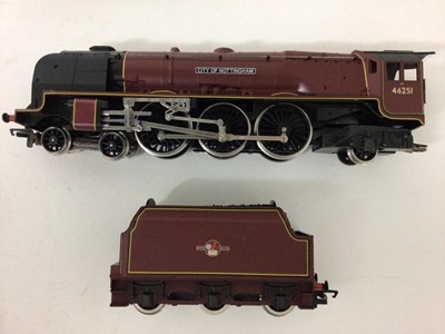 Lot 1870 - Railway 00 gauge selection of unboxed locomotives, tenders, rolling stock from various manufacturers