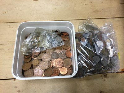 Lot 507 - World - Mixed coinage to include a small...
