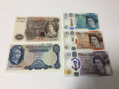 Lot 502 - G.B. - Mixed banknotes to include signatures L.K. O'Brien £5 series "B" (February 1957) Helmeted Britannia issue prefix A32 UNC and J.B. Page £10 prefix M05 (N.B. Replacement note) series "D" (Febr...