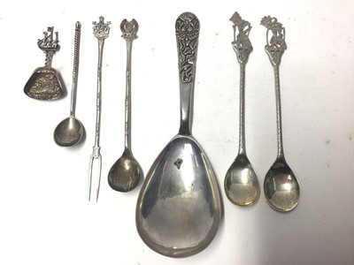 Lot 218 - Collection of silver and white metal items to include Russian silver spoon, Dutch silver caddy spoon and others, all at 8.5oz