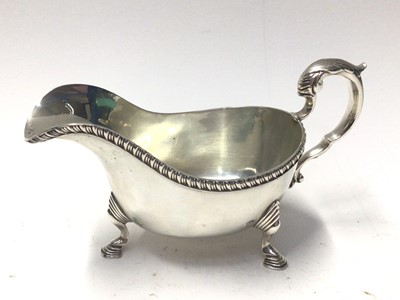 Lot 221 - 1930's silver sauce boat on hoof feet, (Chester 1936), 7.5oz
