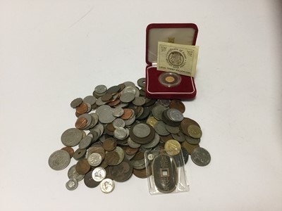 Lot 535 - World - Mixed coins to include Isle of Man gold 1/20 oz Fine Angel 1986 and other issues (Qty)