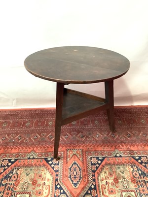 Lot 1397 - 18th Century oak cricket table