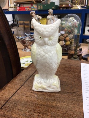 Lot 74 - Unusual Irish Belleek owl